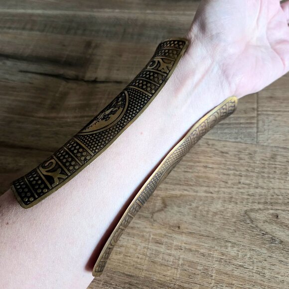 Brass tribal super wide cuff/bangle/bracelet with Ganesha image. - Picture 3 of 10